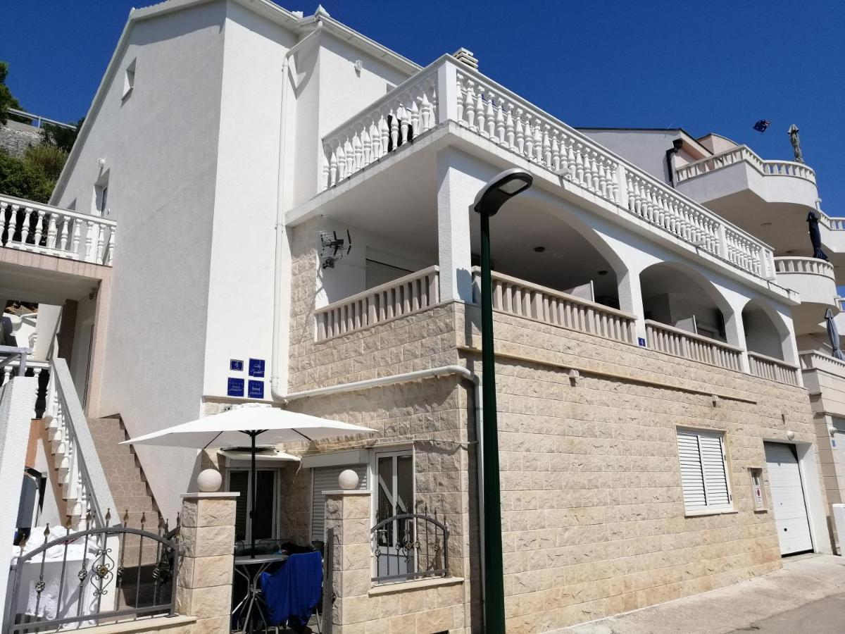 Apartments With Sea View Drvenik Makarska Riviera Екстер'єр фото