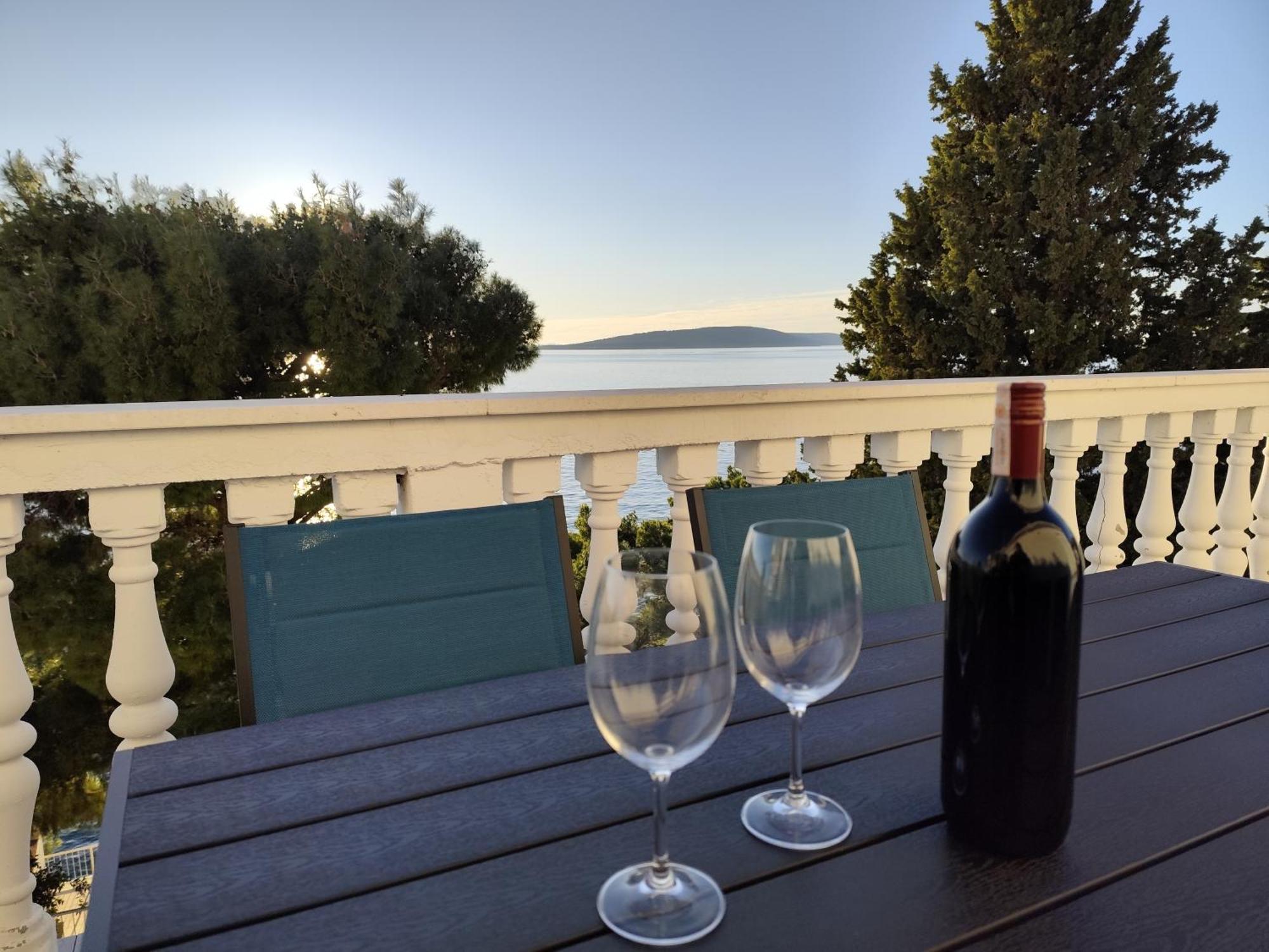 Apartments With Sea View Drvenik Makarska Riviera Екстер'єр фото